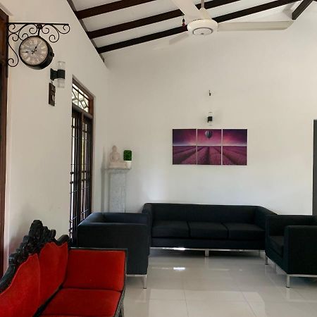 Tranquil Private Villa Near Bentota Beach Extérieur photo